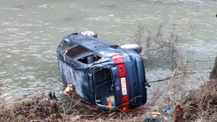 Femeie însărcinată, rănită într-un accident, în Bistriţa-Năsăud